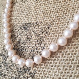 Faux Soft Pink Pearl Beaded Necklace Medium Length 💕